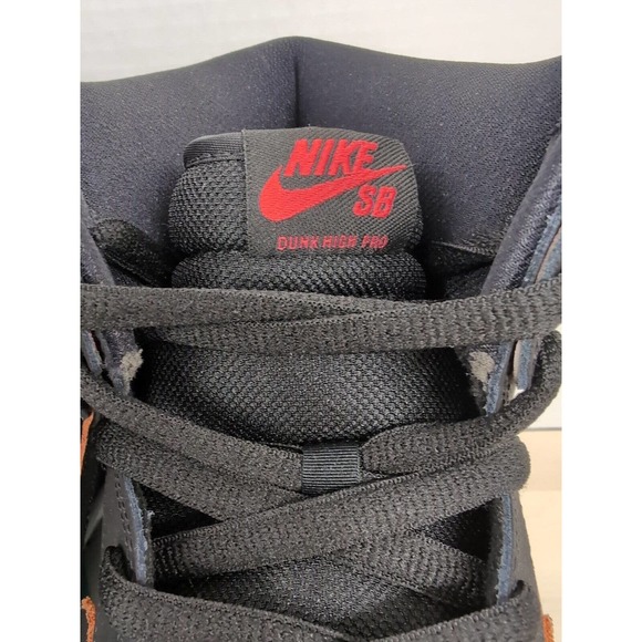 NIB Nike SB Dunk High Pro Distressed Leather Size 13 305050 026 main image 5